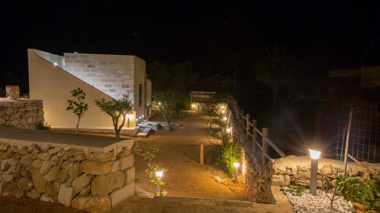 Le Suites Del Carrubo Favignana Exterior photo
