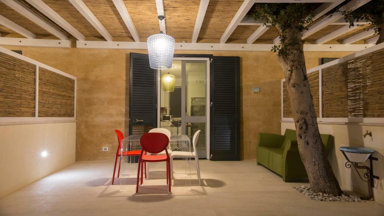 Le Suites Del Carrubo Favignana Exterior photo